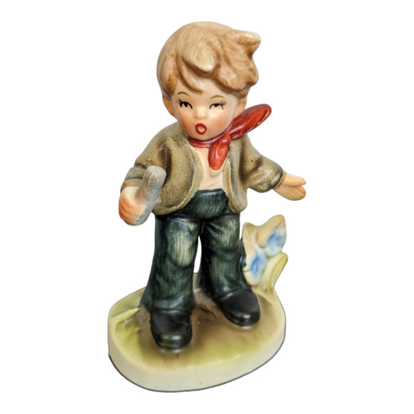 Goebel Hummel Figurine Little Boy Figure 
VINTAGE - Picture 1 of 8